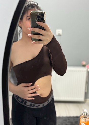 Kahverengi V Yaka Uzun Kollu Deri Bluz - Görsel 2