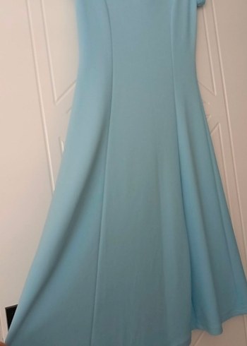 Mavi V Yakalı Uzun Kadın Elbise - Görsel 3