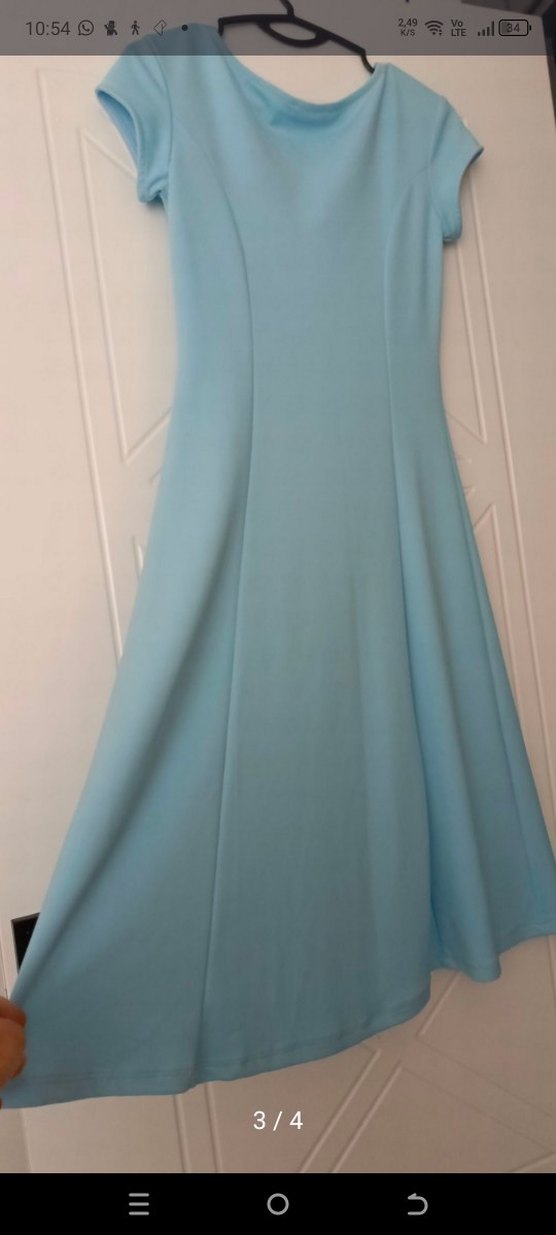 Mavi V Yakalı Uzun Kadın Elbise - Görsel 3