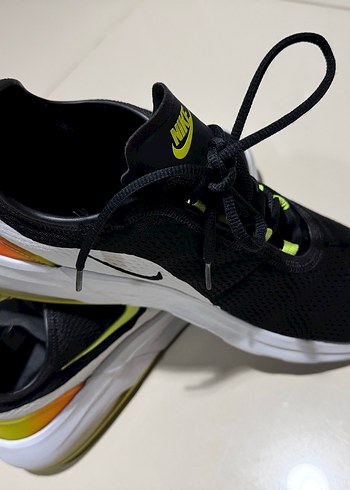 Nike Erkek Siyah Sarı Spor Ayakkabı - Görsel 2