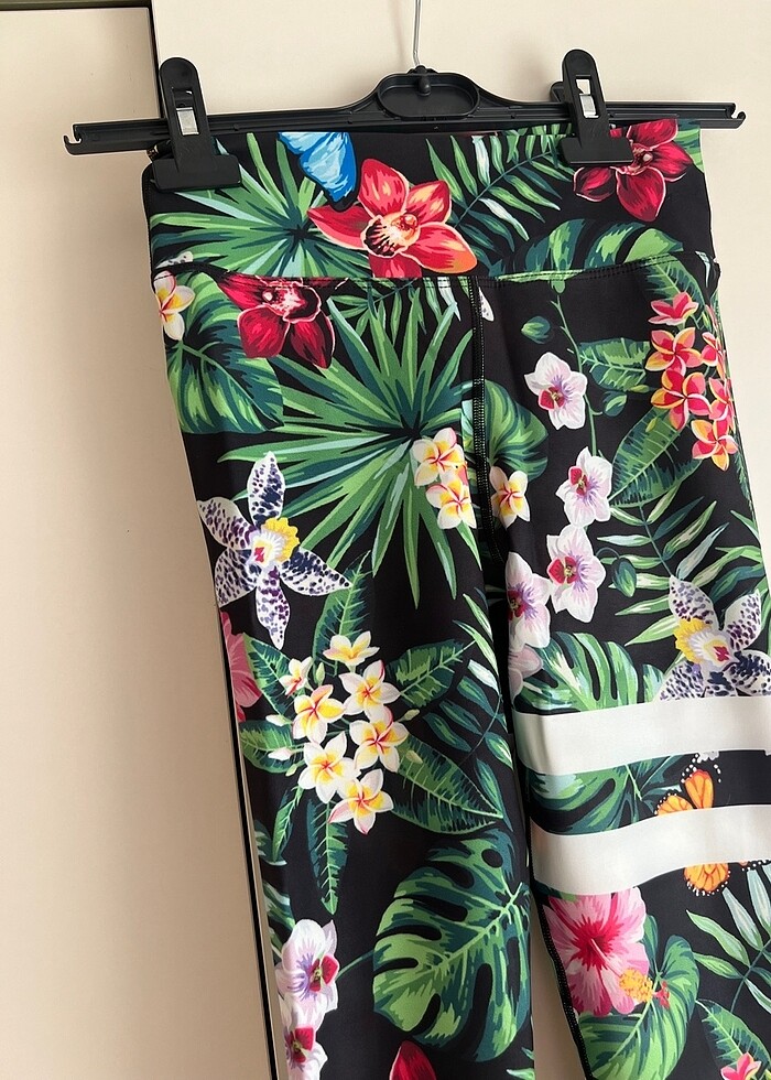 Çiçek desenli tayt - Görsel 3