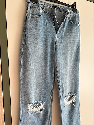 Yırtık jean