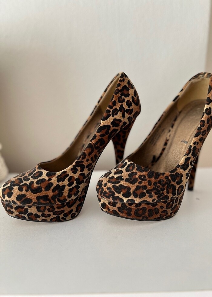 Leopar topuklu - Görsel 2
