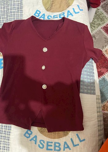 Bordo V Yakalı Düğmeli Kadın Bluz