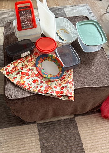 Kırmızı ve Gri Mutfak Gereçleri Seti - Görsel 4