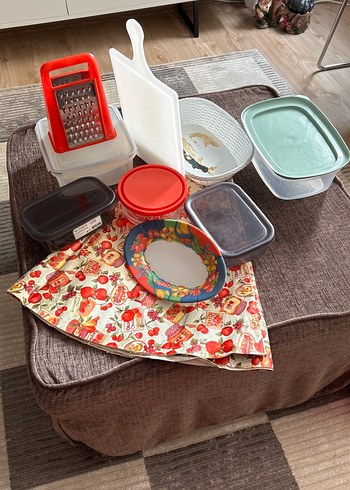 Kırmızı ve Gri Mutfak Gereçleri Seti - Görsel 3