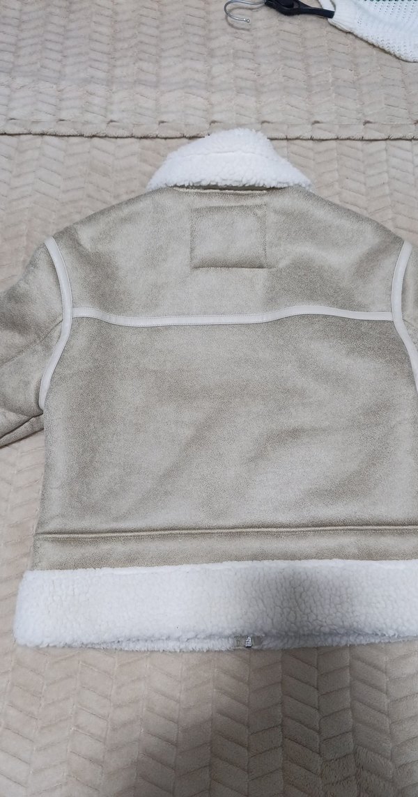 Bej Süet Kadın Ceket, Kürk Detaylı, Midi Boy - Görsel 3