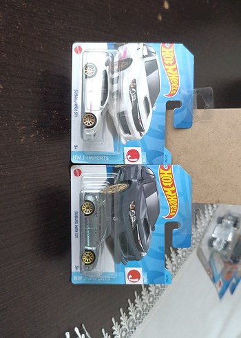 Hot Wheels Gri Subaru