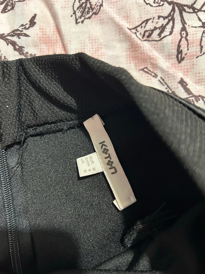 Siyah Fermuarlı Dar Kesim Midi Etek - Görsel 3