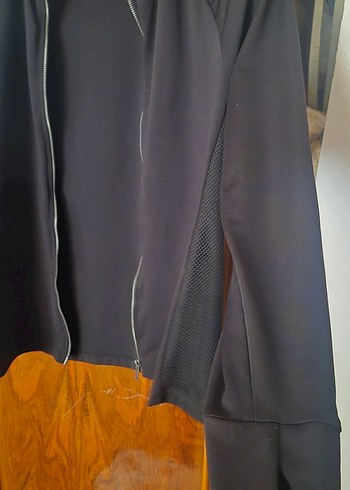 LC Waikiki Siyah LCW Sports V Yakalı Fermuarlı Kadın Ceket
