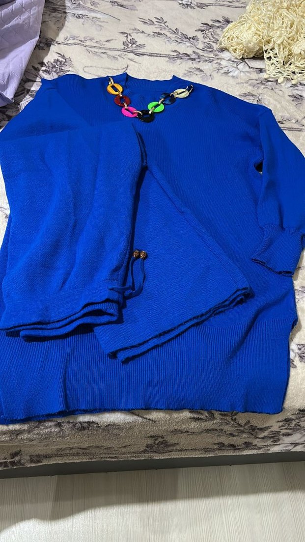 Zincir Detaylı Mavi Uzun Kollu Kadın Triko - Görsel 2