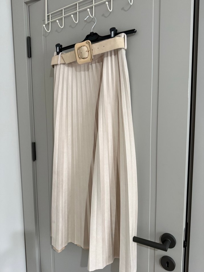 Kadın Beyaz Piliseli nubuk kumaş Uzun Etek - Görsel 3