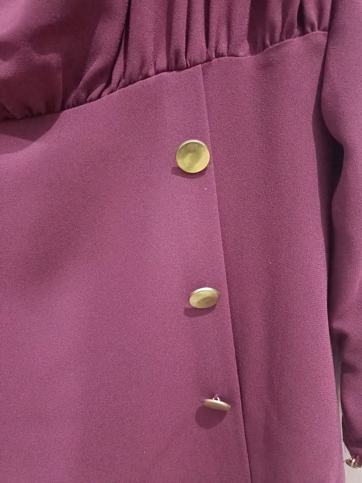 Düğmeli Mürdüm Takım - Görsel 4