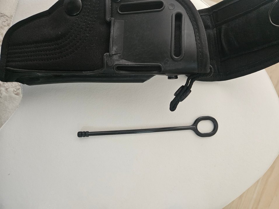 Siyah Kapalı Kılıf - Görsel 4