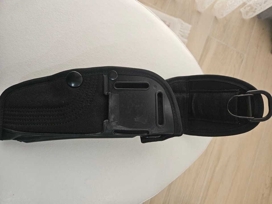 Siyah Kapalı Kılıf - Görsel 3