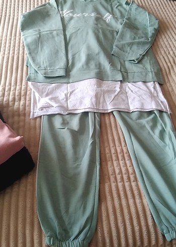 Yeşil Oversize Kız Eşofman Takımı - Görsel 2