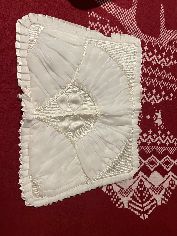 İşlemeli Parlak Beyaz yatak örtüsü - Görsel 5