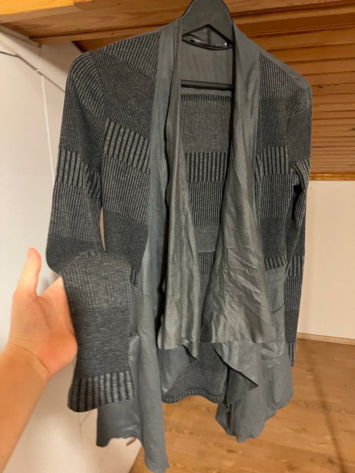 Gri Midi Kadın Hırka, Dökümlü, Uzun Kollu - Görsel 4