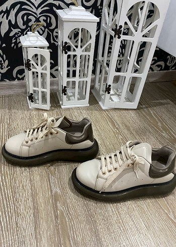 Kadın krem rengi ayakkabı - Görsel 3