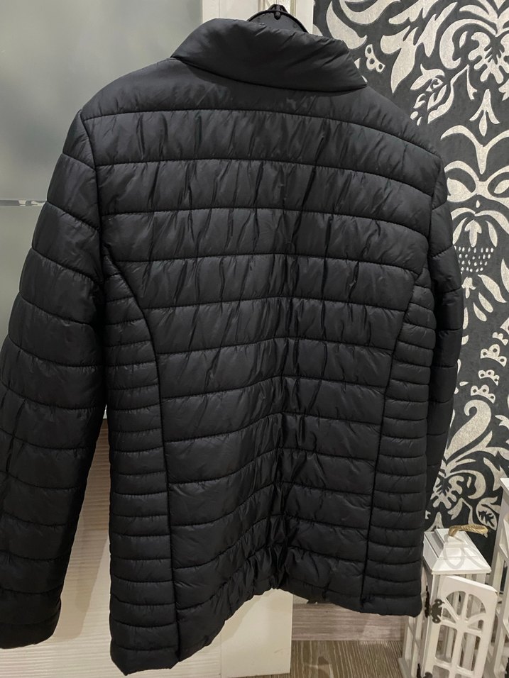 Siyah Fermuarlı Kısa Kadın Kışlık Mont - Görsel 2