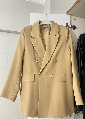 Bej Düğmeli Kadın Blazer Ceket
