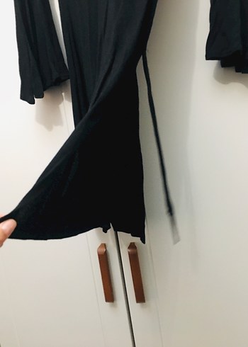 Siyah V Yaka Fermuarlı Bluzu - Görsel 4