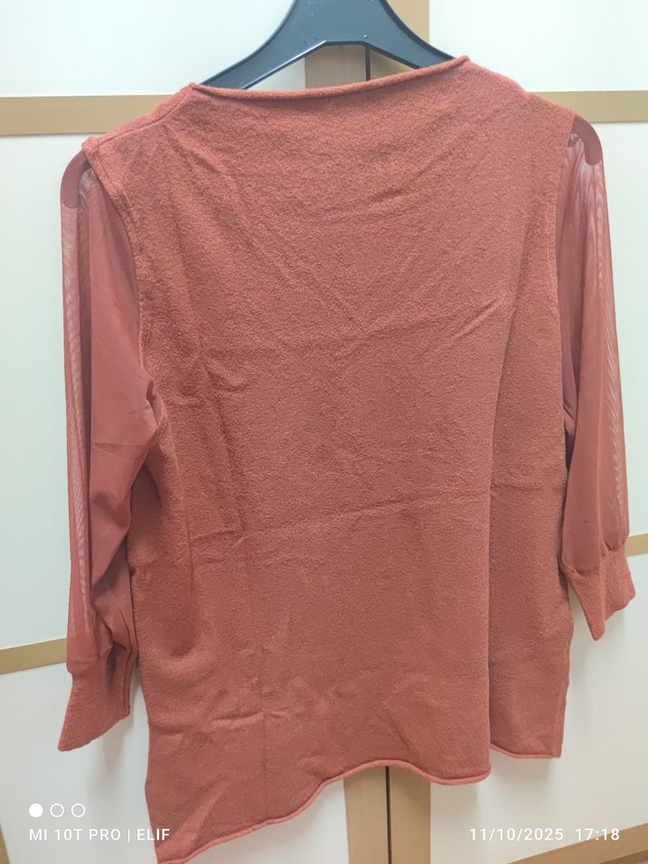 Tül kollu bluz kışlık - Görsel 3