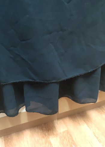 Omuz dantel detaylı dökümlü bluz - Görsel 3