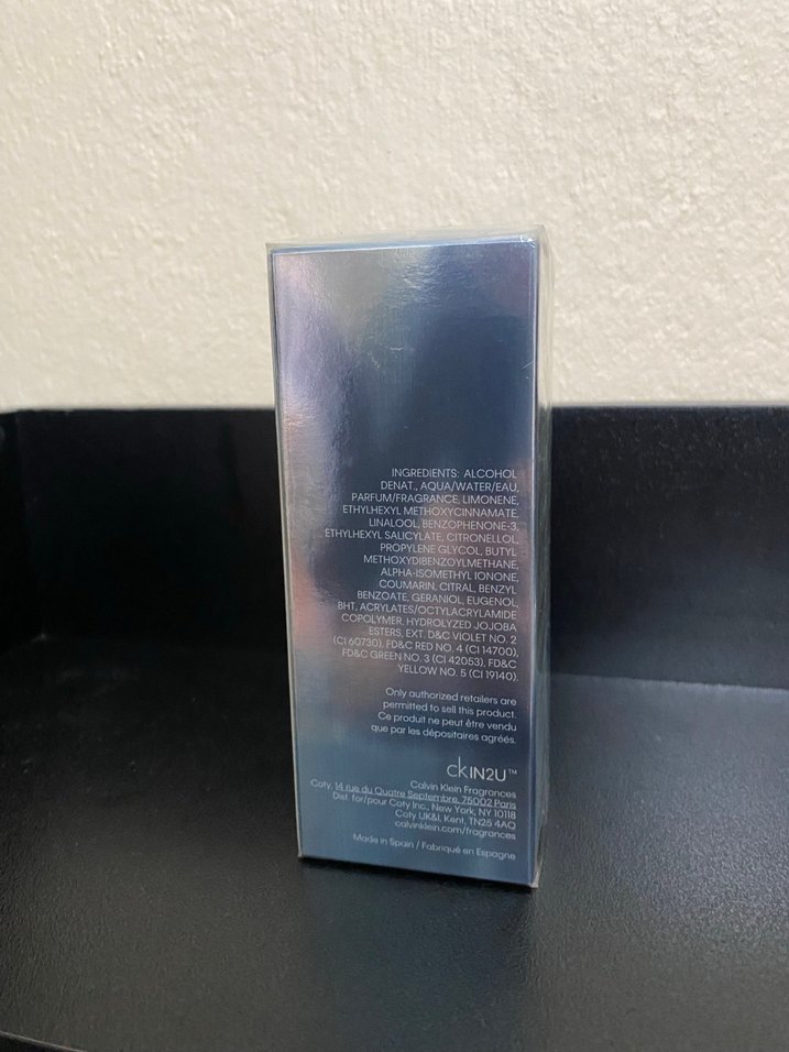 Calvin Klein CK IN2U Erkek Parfümü 50 ml orijinal 
kapalı paket - Görsel 2