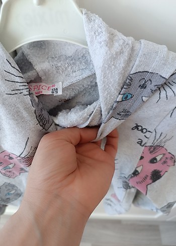 Gri Desenli Tüy Detaylı Kedi Sweatshirtü - Görsel 3