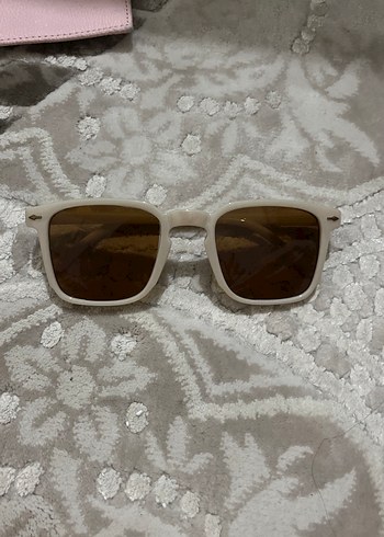 Dantel Detaylı Beyaz Kadın Güneş Gözlüğü - Görsel 2