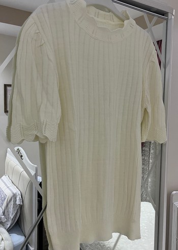 Beyaz Yarım Kollu Yüksek Yakalı Triko Kazak - Görsel 2