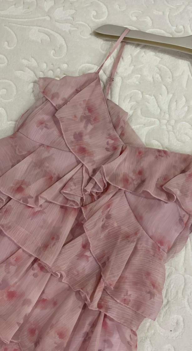 Pembe Fırfırlı Mini İp Askılı Elbise - Görsel 5