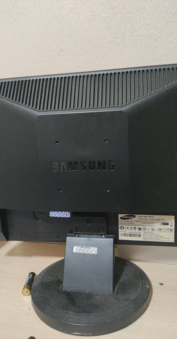 Siyah Samsung Monitör syncmaster 920nw - Görsel 4