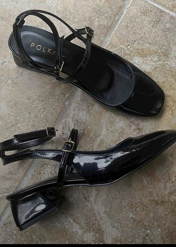 Tokalı Siyah Rugan Topuklu Kadın Ayakkabı - Görsel 4