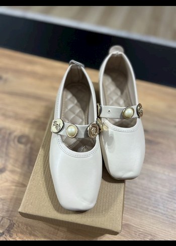 Kadın Beyaz Tokalı Blok Topuk Babet - Görsel 2