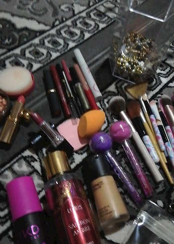 Koyu Pembe Makyaj Seti - Görsel 4