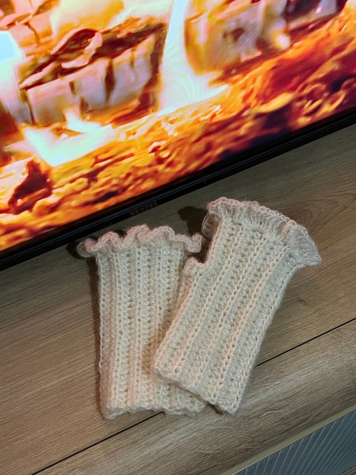 Beyaz Örgü Bohem Kadın Eldiveni - Görsel 4