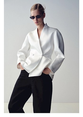Zara Minimalist Beyaz V Yaka Ceket