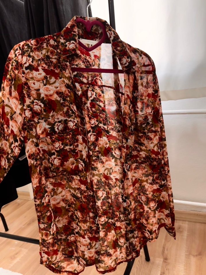Tiffany çiçekli şifon gömlek - Görsel 2