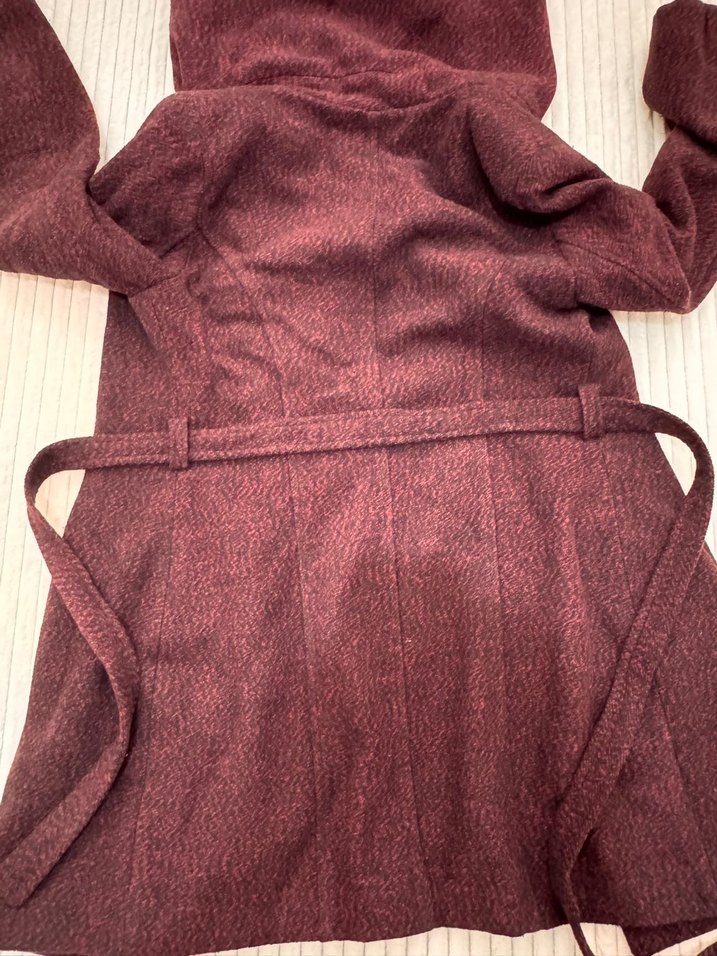 Kapüşonlu çift düğmeli uzun kaban - Görsel 4