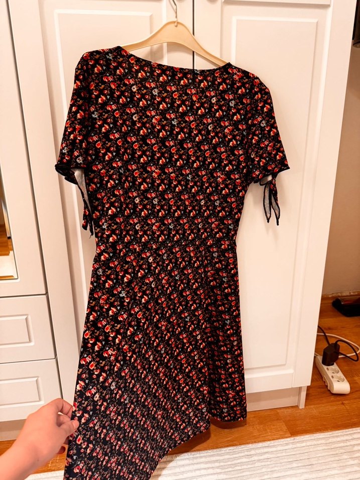 Colins çiçekli elbise - Görsel 2