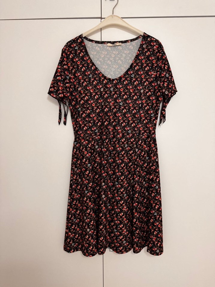 Colins çiçekli elbise - Görsel 3