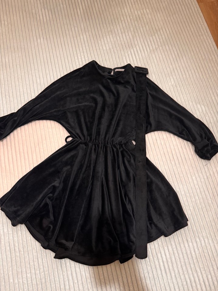 Yarasa Kol Kadife Siyah Midi Elbise - Görsel 2