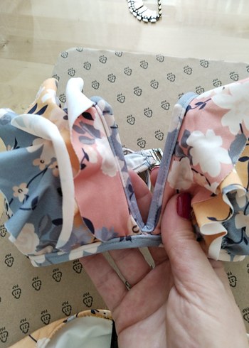 Trendyol Bikini Takımı (Bone hediyeli) - Görsel 9