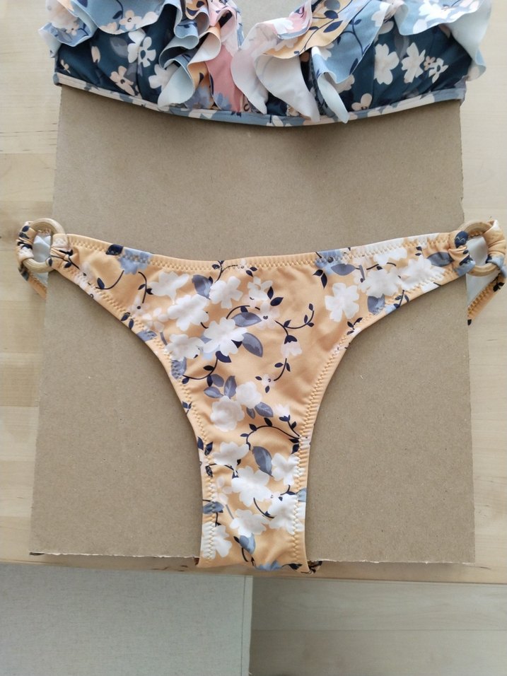 Trendyol Bikini Takımı (Bone hediyeli) - Görsel 2