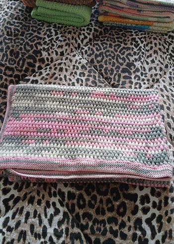 Çok Renkli Örgü Çocuk Battaniyesi - Görsel 4