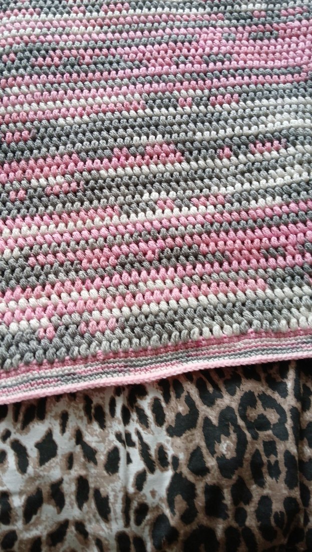 Çok Renkli Örgü Çocuk Battaniyesi - Görsel 2