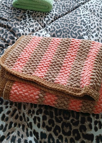 Kahverengi ve Pembe Örgü Bebek Battaniyesi - Görsel 3