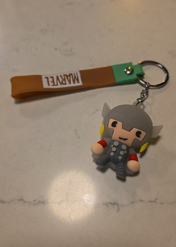 Marvel Gri Püsküllü Rock Punk Anahtarlık